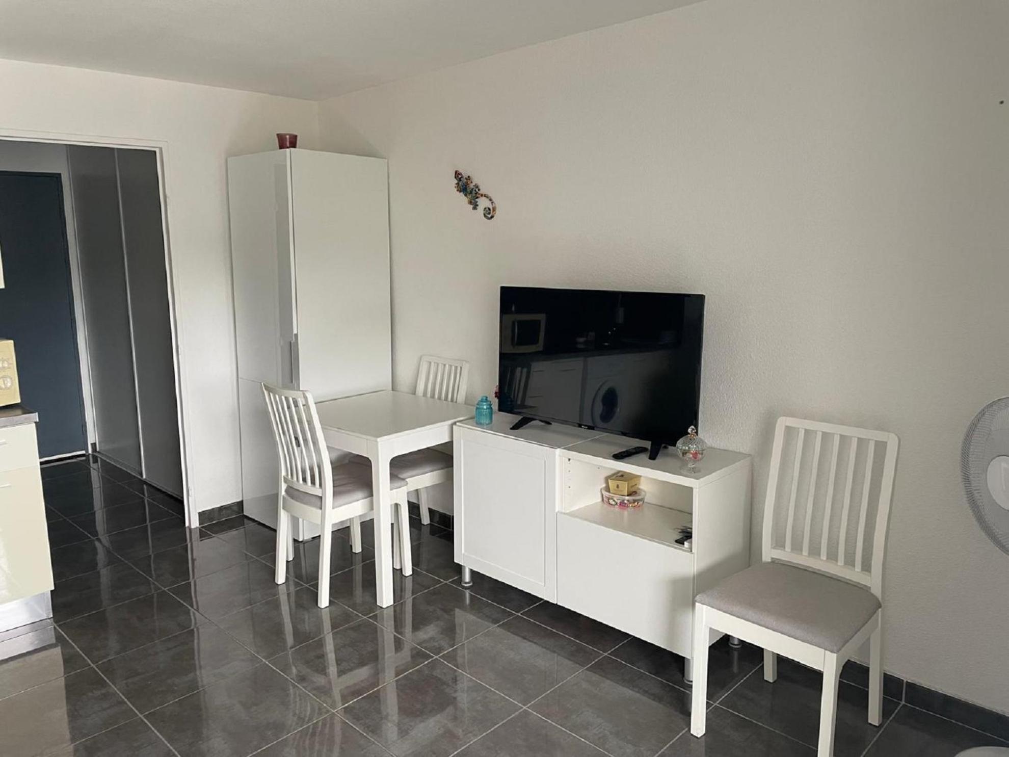 Vittoria Immobilier 11 - Reglement Sur Place - Cheques Vacances Acceptes La Grande Motte Bilik gambar