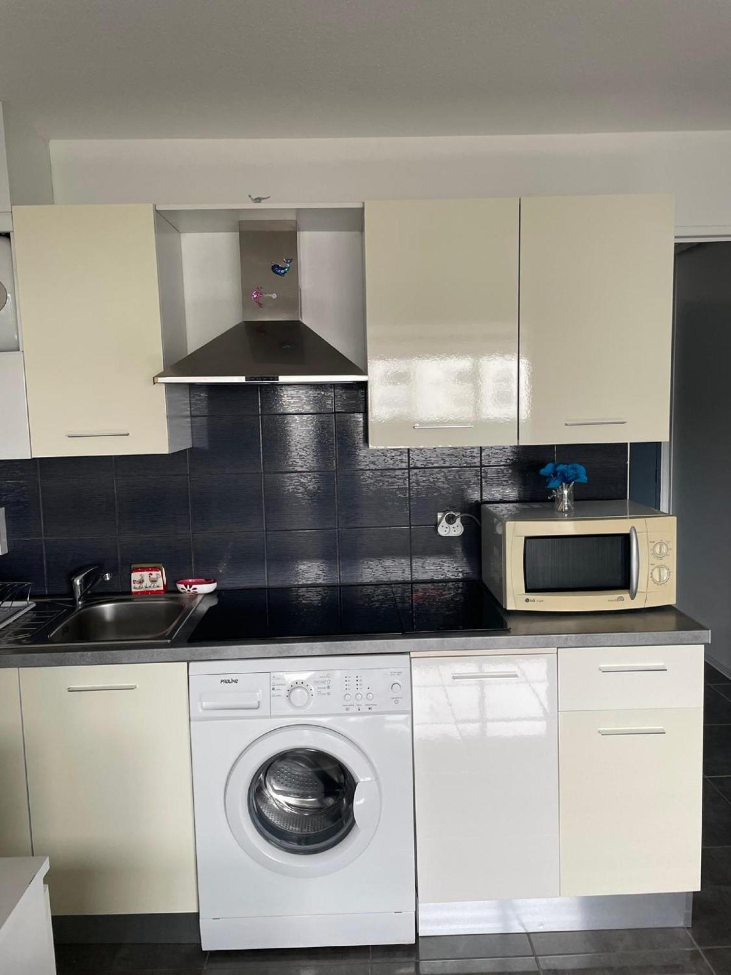 Vittoria Immobilier 11 - Reglement Sur Place - Cheques Vacances Acceptes La Grande Motte Bilik gambar
